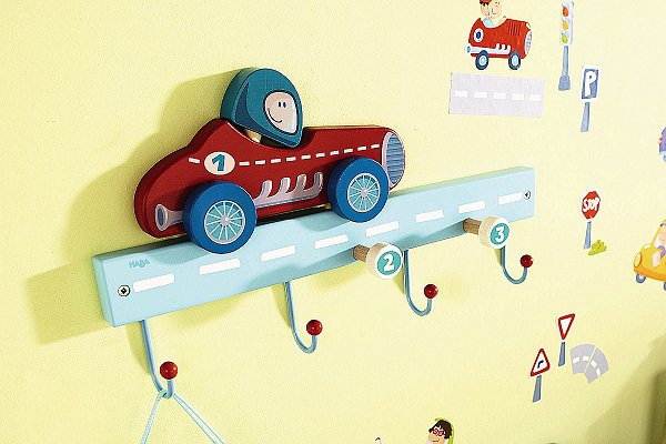 Garderobe Rennauto Haba 8195 - Normalbild