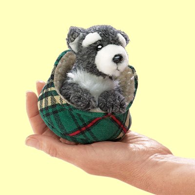 Fingerpuppe Mini Schnauzer im Korb Folkmanis 2717 - Normalbild