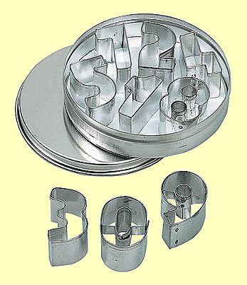Ausstechformen Buchstaben in Dose - Normalbild