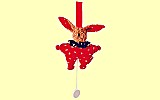 Anh�nger f�r Kindersitz Hase mit Spieluhr (K�the Kruse)